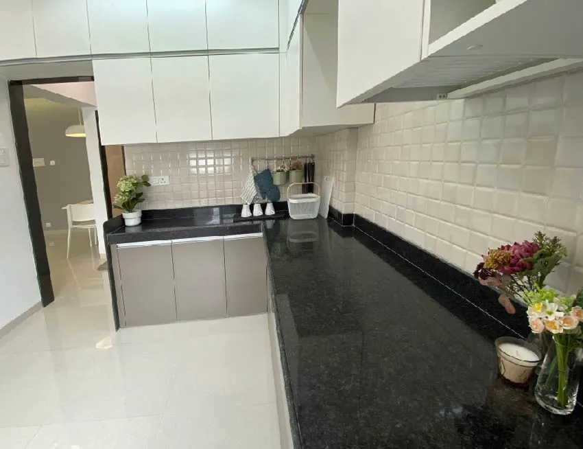 show-flat-20
